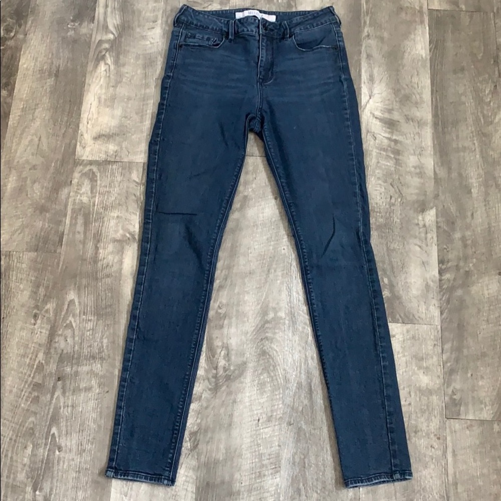 Brandy Melville Skinny Jeans Size 28
